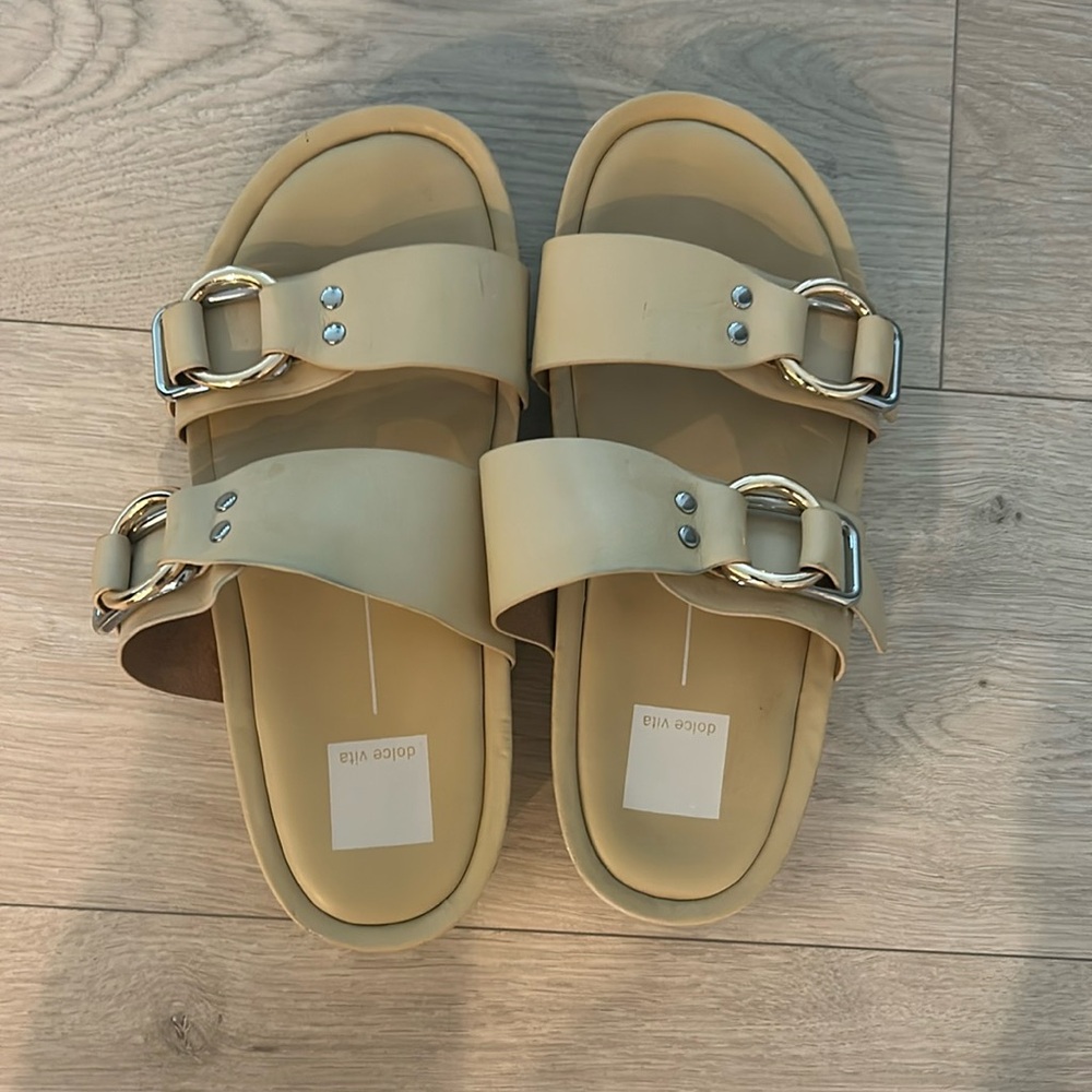 Dolce vita sandals size 7.5